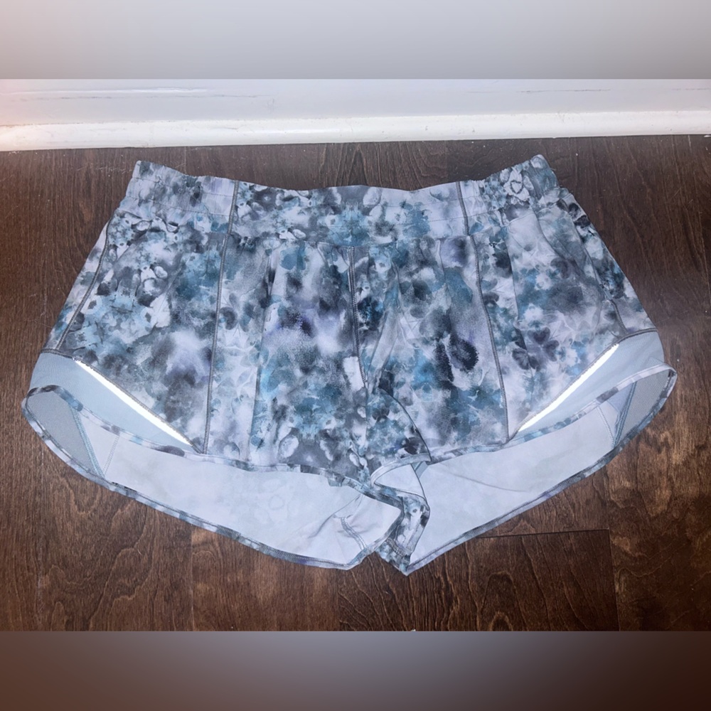 NWOT Womens Lululemon Shorts